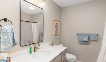 2117 Lacey Dr, Ames, IA 50010