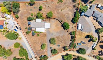 636 N Glen Oaks Dr, Alpine, CA 91901