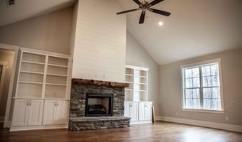 6658 Shucraft Rd, Appling, GA 30802