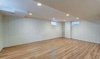 21 KENTBURY Way, Bethesda, MD 20814