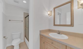 1005 PIANO Ln, Apollo Beach, FL 33572