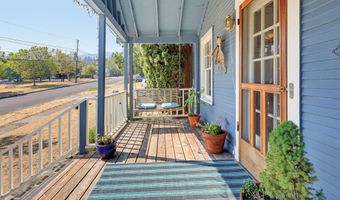 363 Beach St, Ashland, OR 97520