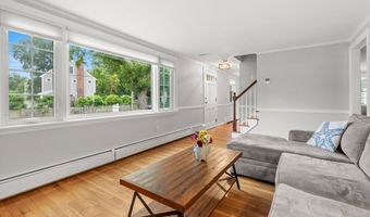 58 Lakeshore Ave, Beverly, MA 01915