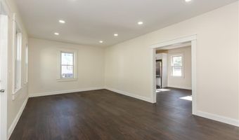 73 Maple Ave, Johnston, RI 02919