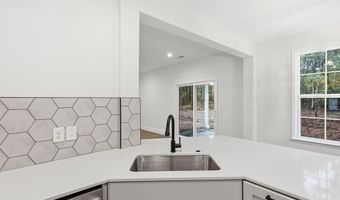 579 Sams Point Rd, Beaufort, SC 29907