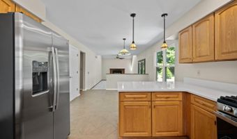 8240 Woodglen Dr, Anderson Twp., OH 45255