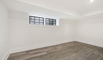 5805 MASSACHUSETTS Ave, Bethesda, MD 20816
