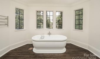 72 Windsor Rd, Asheville, NC 28804