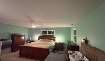 710 Hildebrand Dr, Bonneau, SC 29431