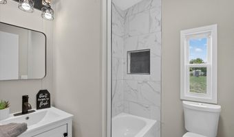 8020 S Prairie Hill St, Alvarado, TX 76009