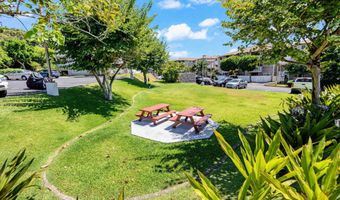 7 Koiula Ln 137, Kahului, HI 96732