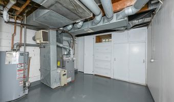 41 W Woodsdale Ave, Akron, OH 44301