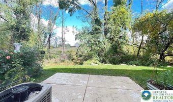 705 Blue Heron Dr, Allentown, PA 18103