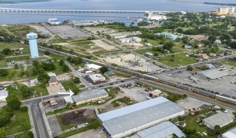 281 Oak St, Biloxi, MS 39530