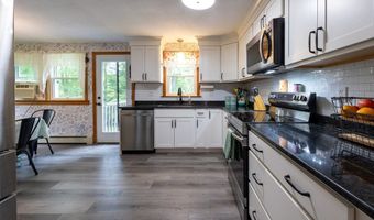 18 Cobb Rd, Ashburnham, MA 01430