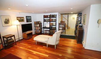 968 Centebar Rd, Albany, VT 05845