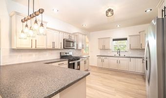 2121 W AZTEC Blvd, Aztec, NM 87410