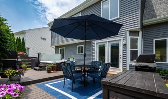 1231 Edgewater Ln, Antioch, IL 60002