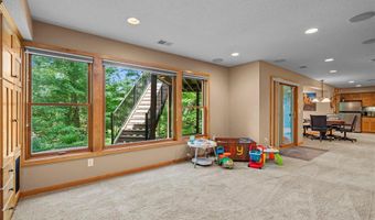 4309 Colleen Ct, Arden Hills, MN 55112