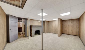 823 N 11th St, Beatrice, NE 68310