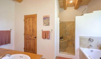 9 Desiderio, Arroyo Seco, NM 87514