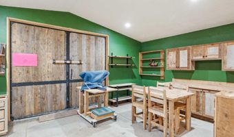 20474 N Main St, Carey, ID 83320