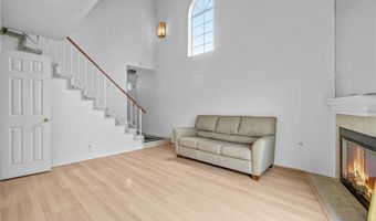 832 W Commonwealth Ave, Alhambra, CA 91801