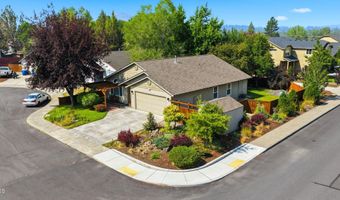 62815 Snowcap Ct, Bend, OR 97701