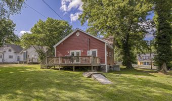 335 E 9th St, Baxter Springs, KS 66713
