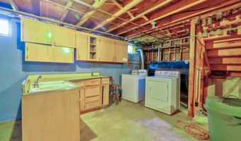 12 Silver Dr, Burlington, CT 06013