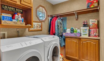 8324 SW Indian Hills Rd, Auburn, KS 66402