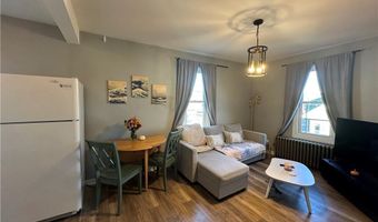 49 E Bowery St 3, Newport, RI 02840