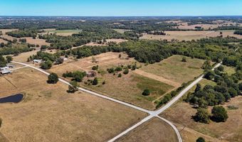 6896 N Farm Rd 1, Ash Grove, MO 65604
