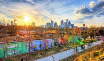1420 Creekside Cir NW, Atlanta, GA 30318