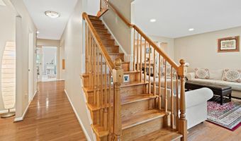 9220 BURNETTA Dr, Annandale, VA 22003
