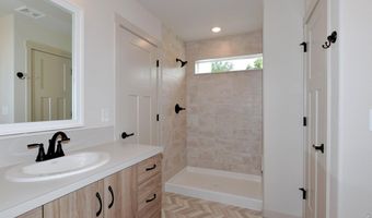 533 S 10th St, Berthoud, CO 80513