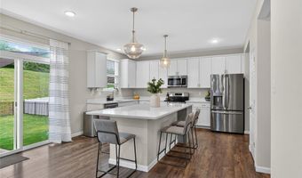 2049 Henley Woods Dr, Arnold, MO 63010