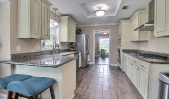 7314 Oak Meadow Dr, Baton Rouge, LA 70818
