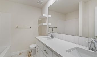 3 Heywood Ln, Bella Vista, AR 72714