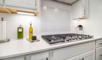 2865 Dillon Dr, Ann Arbor, MI 48105