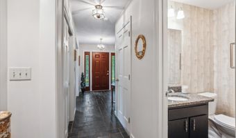 33 Cold Spring Rd, Avon, CT 06001
