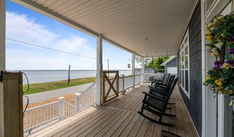 215 River Rd, Arapahoe, NC 28510