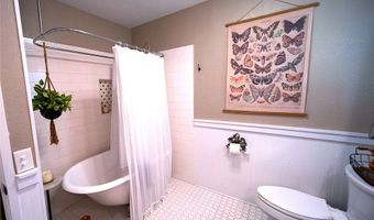 28322 Meadow Glen Way W, Escondido, CA 92026