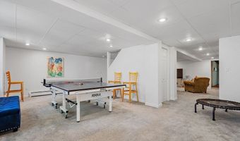 7 Woodfield Rd, Acton, MA 01720