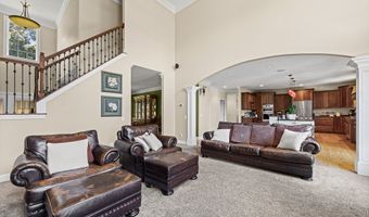 2820 Ashwood Dr, Alliance, OH 44601