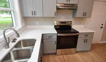 403 Atlanta St, Barnesville, GA 30204