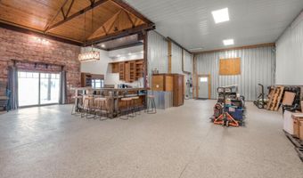90917 240th St, Austin, MN 55912