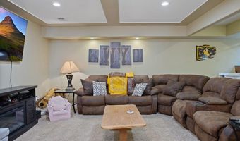 5208 DANIELLE Ct, Cheyenne, WY 82009