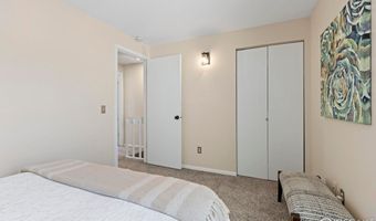 4863 W Moorhead Cir, Boulder, CO 80305