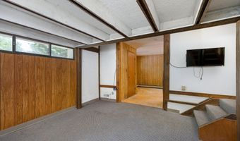6272 Earhart Rd, Ann Arbor, MI 48105
